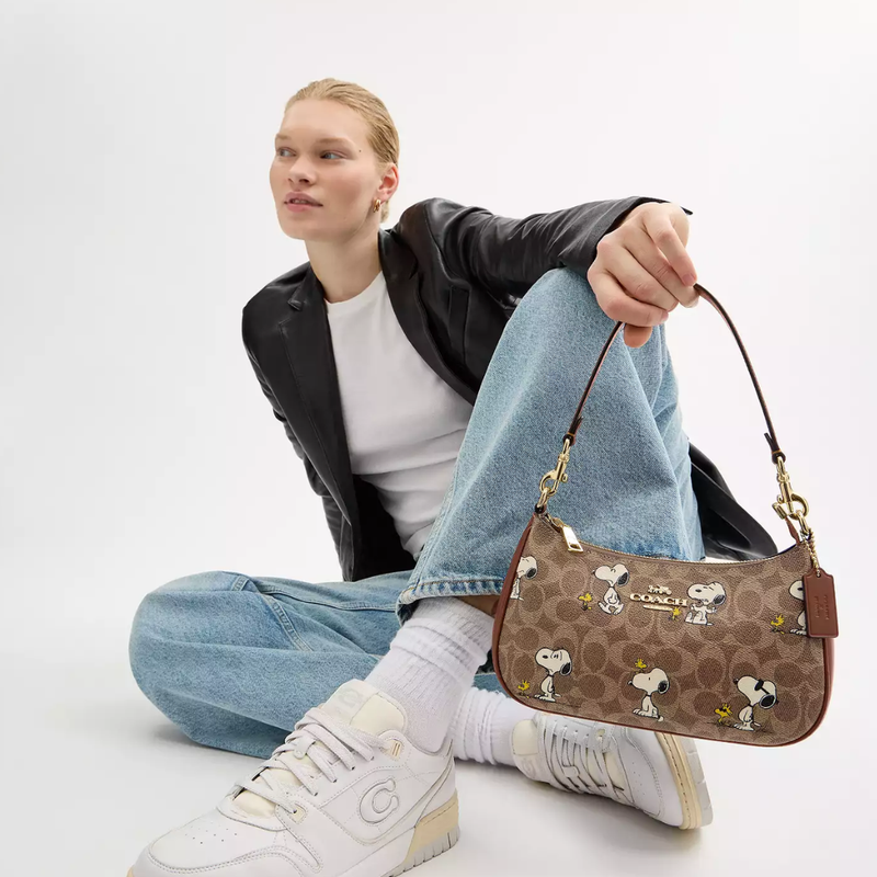 Snoopy Teri Shoulder Bag